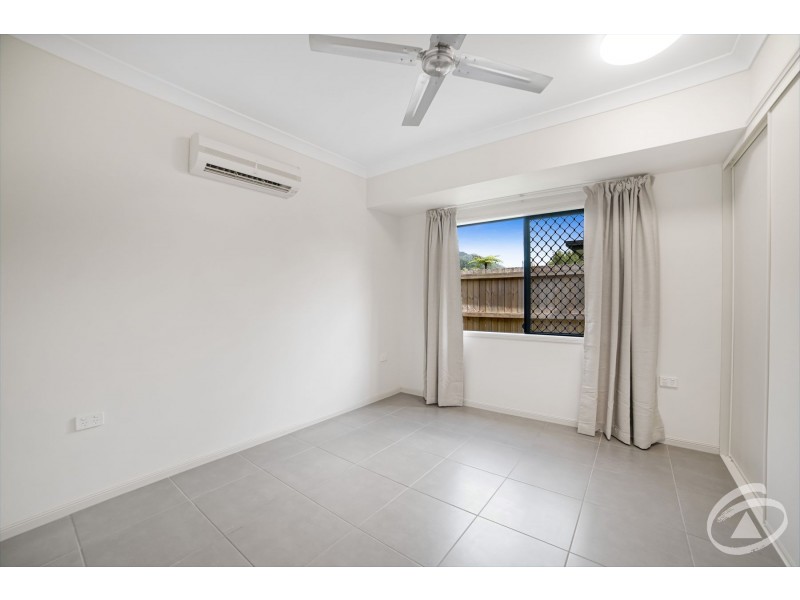 16 John Malcolm Street, Redlynch QLD 4870