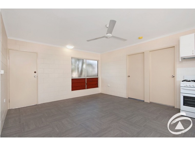 1/131 Aumuller Street, Bungalow QLD 4870