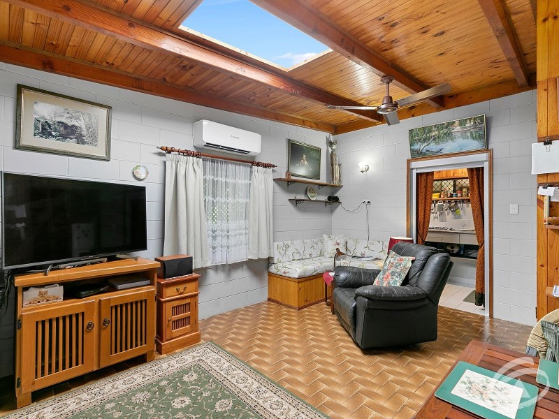 134-148 Stanton Road, Smithfield QLD 4878