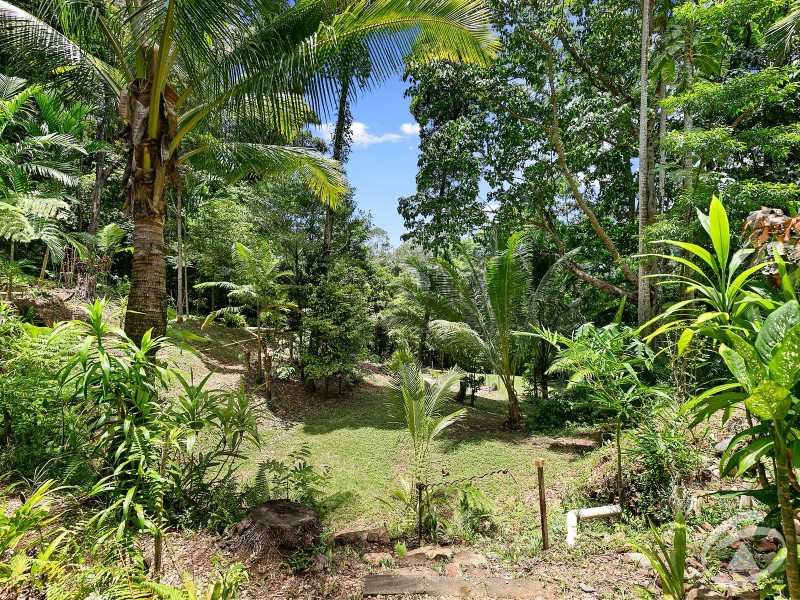 134-148 Stanton Road, Smithfield QLD 4878
