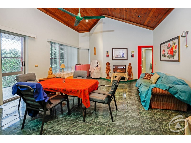 2-4 Knight Road, Smithfield QLD 4878