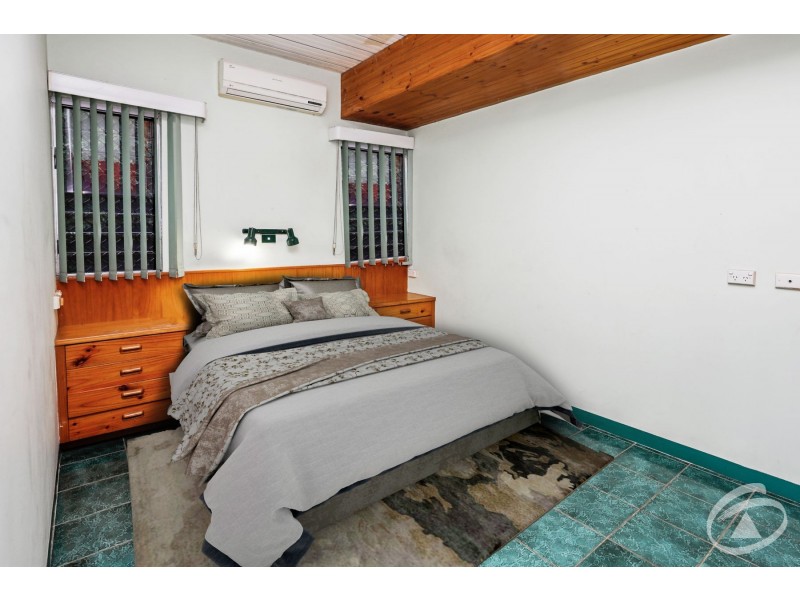 2-4 Knight Road, Smithfield QLD 4878