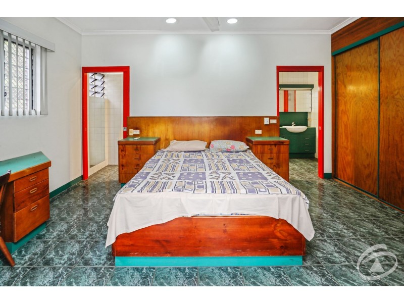 2-4 Knight Road, Smithfield QLD 4878