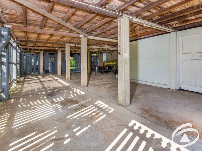 53 Moody Street, Mooroobool QLD 4870