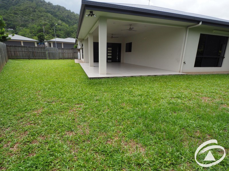 24 Rainbow Street, Kanimbla QLD 4870