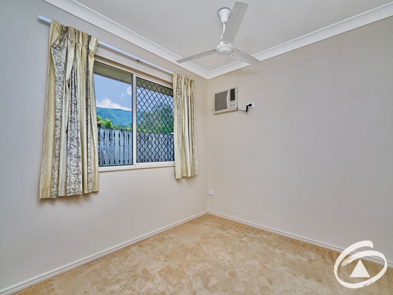 8 Mayne Street, Bentley Park QLD 4869