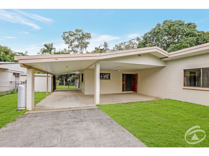 10 Pennine Close, Smithfield QLD 4878