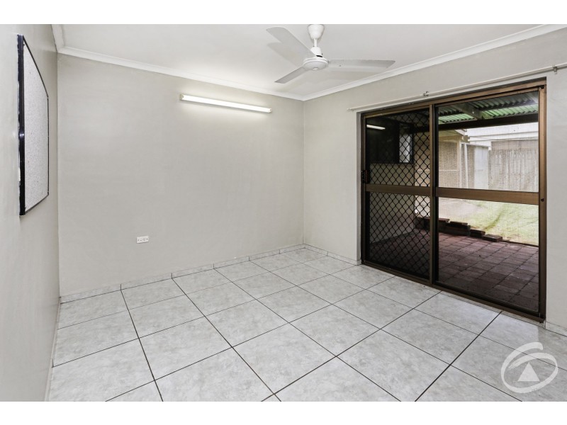 10 Pennine Close, Smithfield QLD 4878