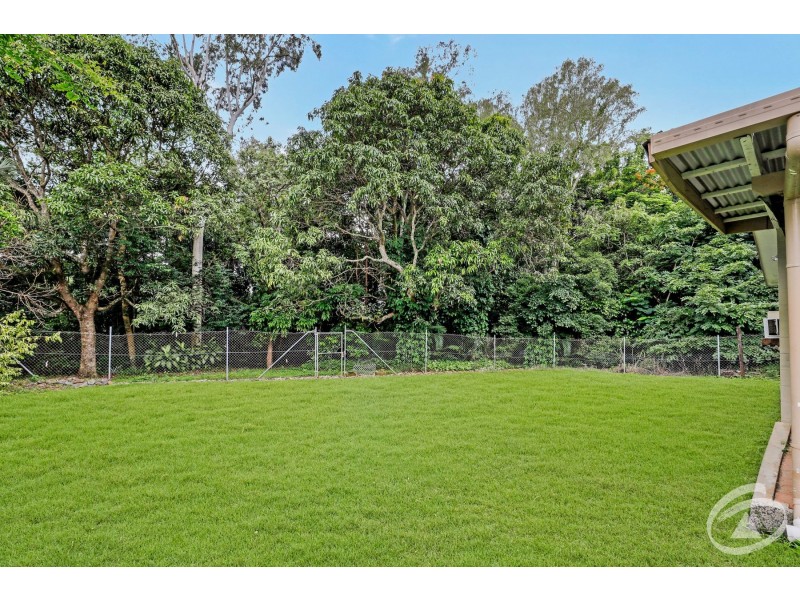 10 Pennine Close, Smithfield QLD 4878