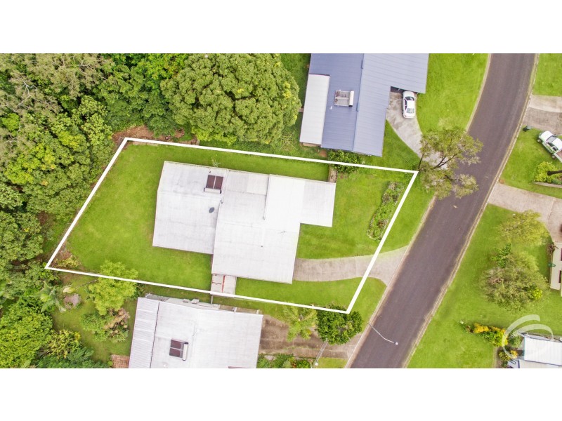 10 Pennine Close, Smithfield QLD 4878