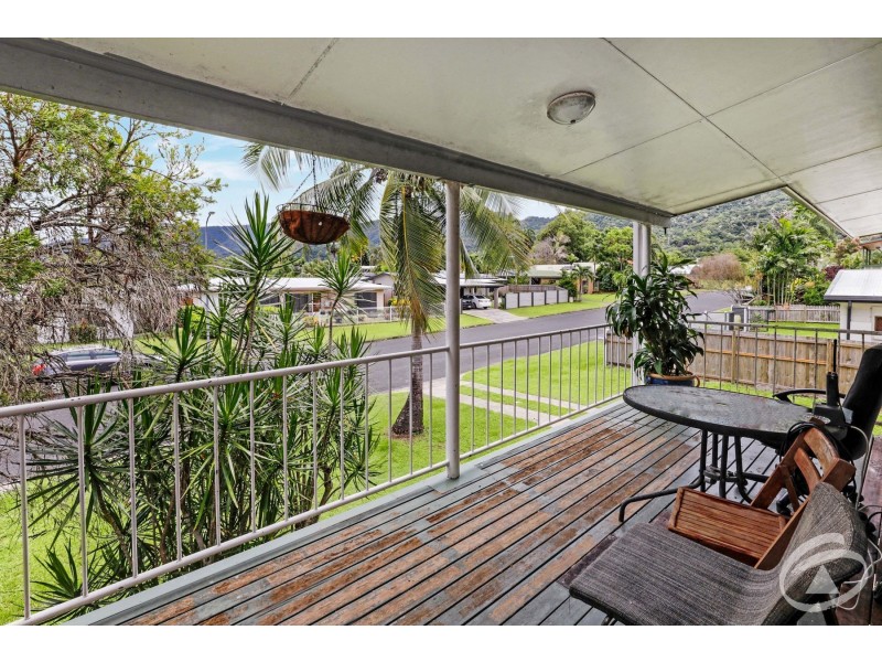 14 Serissa Street, Mooroobool QLD 4870