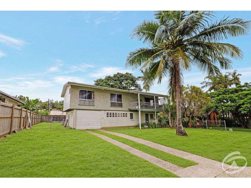 14 Serissa Street, Mooroobool QLD 4870