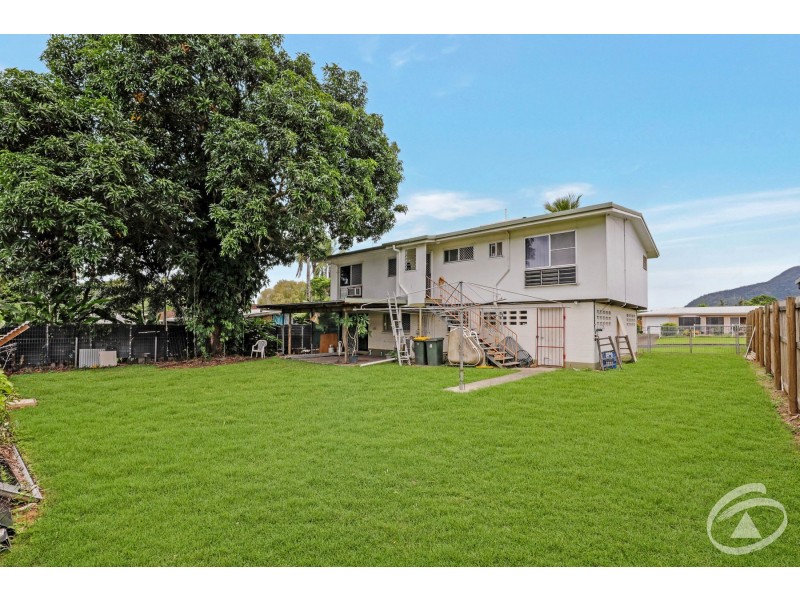 14 Serissa Street, Mooroobool QLD 4870