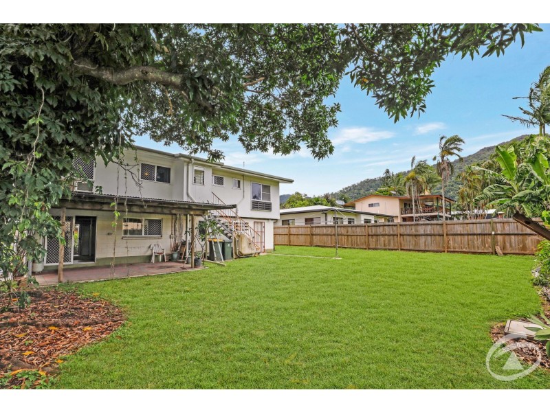 14 Serissa Street, Mooroobool QLD 4870