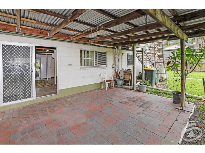 14 Serissa Street, Mooroobool QLD 4870