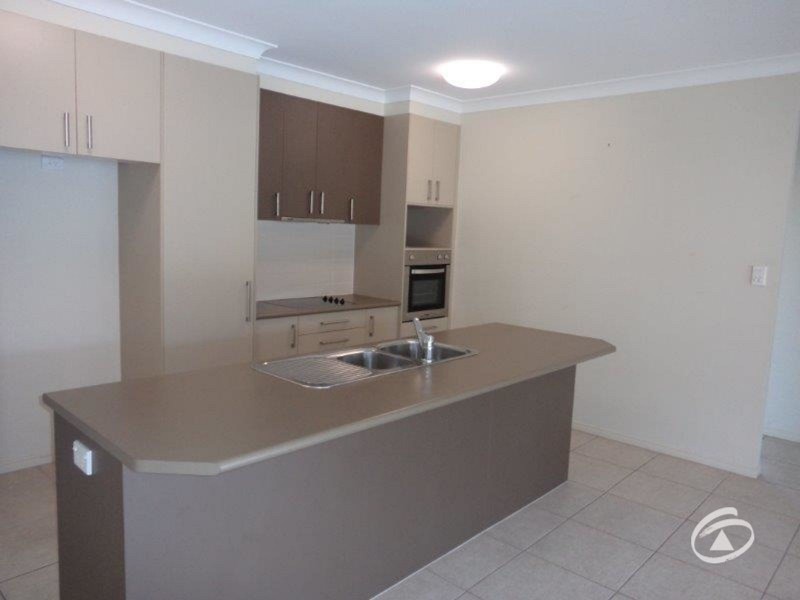 50 Sunbird Drive, Woree QLD 4868