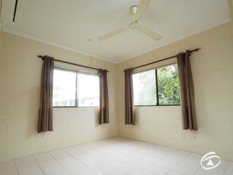 20/215 McLeod Street, Cairns North QLD 4870