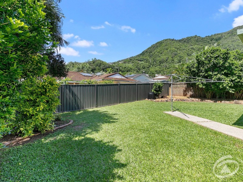 4 Clohesy Court, Kanimbla QLD 4870
