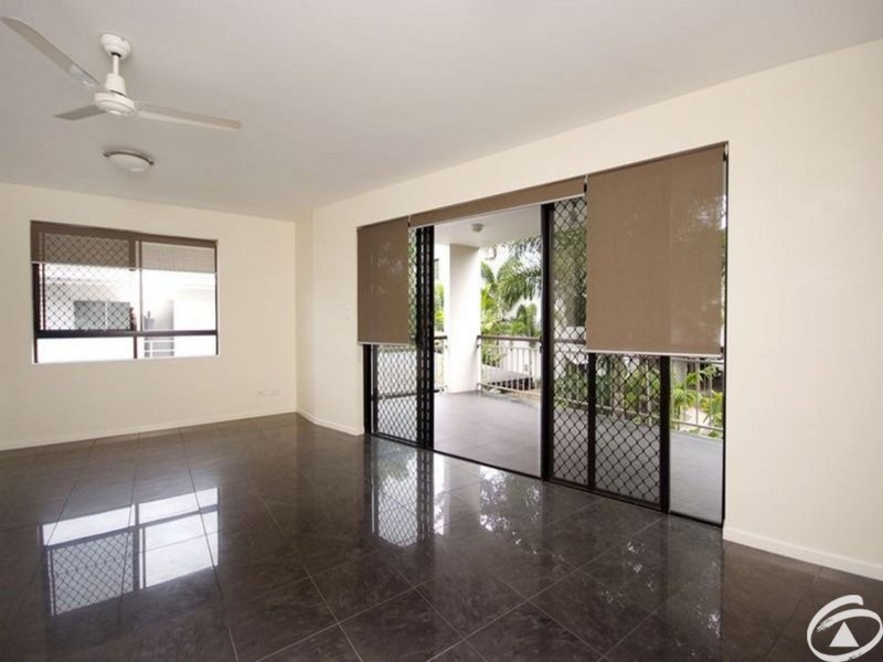 19/351 Lake Street, Cairns North QLD 4870