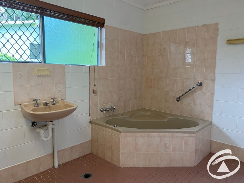 2/363 Severin Street, Parramatta Park QLD 4870