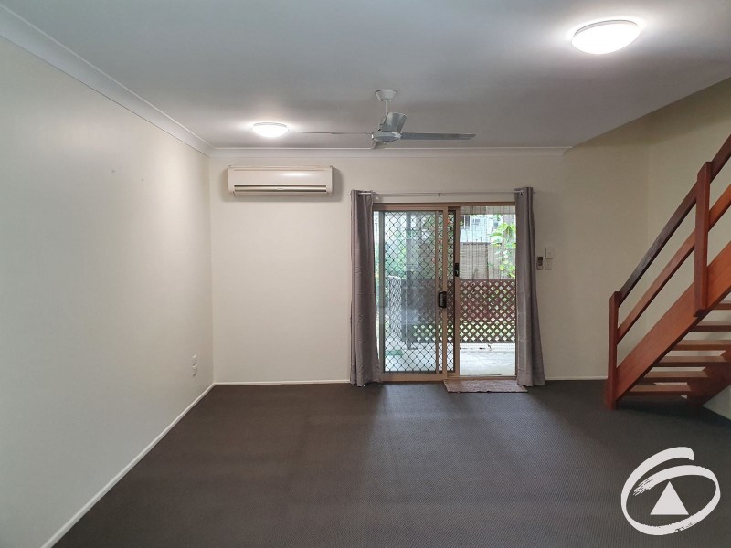 4/3 Miles Street, Manoora QLD 4870