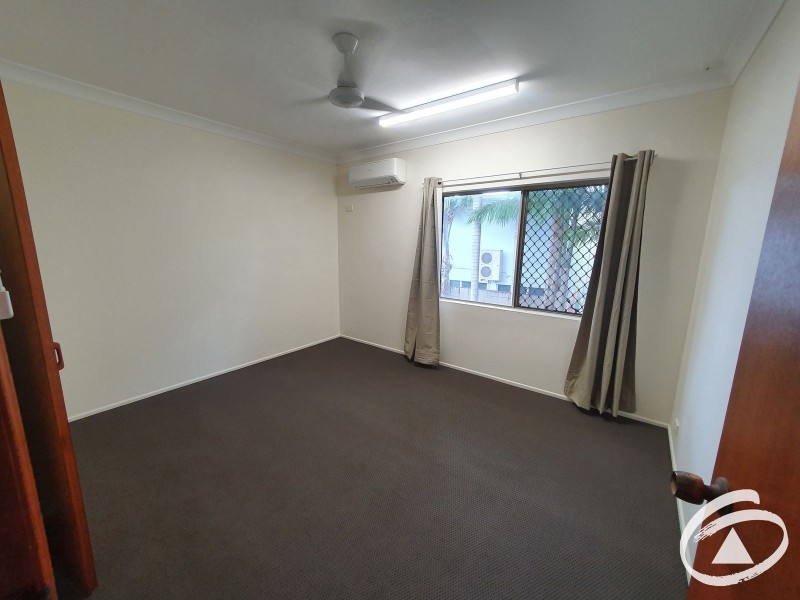 4/3 Miles Street, Manoora QLD 4870