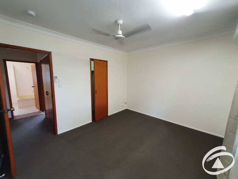 4/3 Miles Street, Manoora QLD 4870