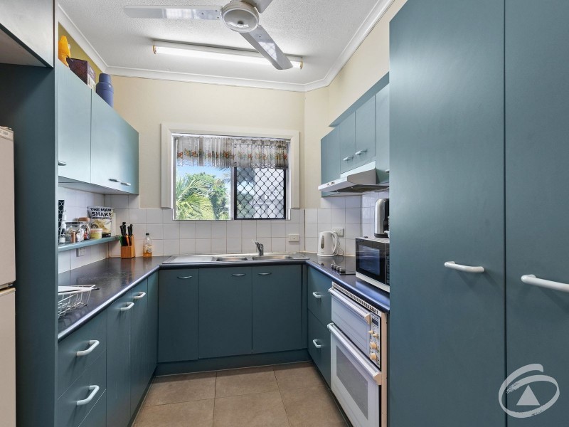 11/14 Upward Street, Cairns North QLD 4870