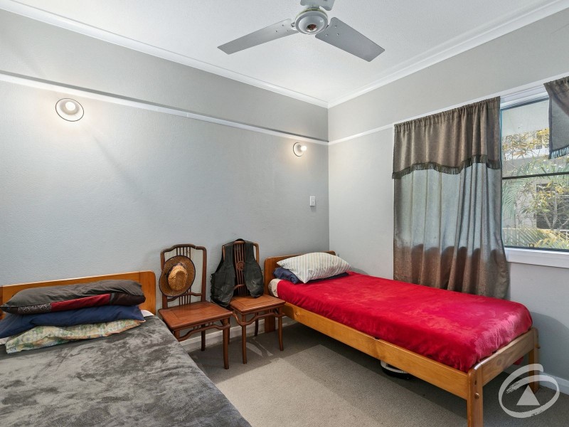 11/14 Upward Street, Cairns North QLD 4870