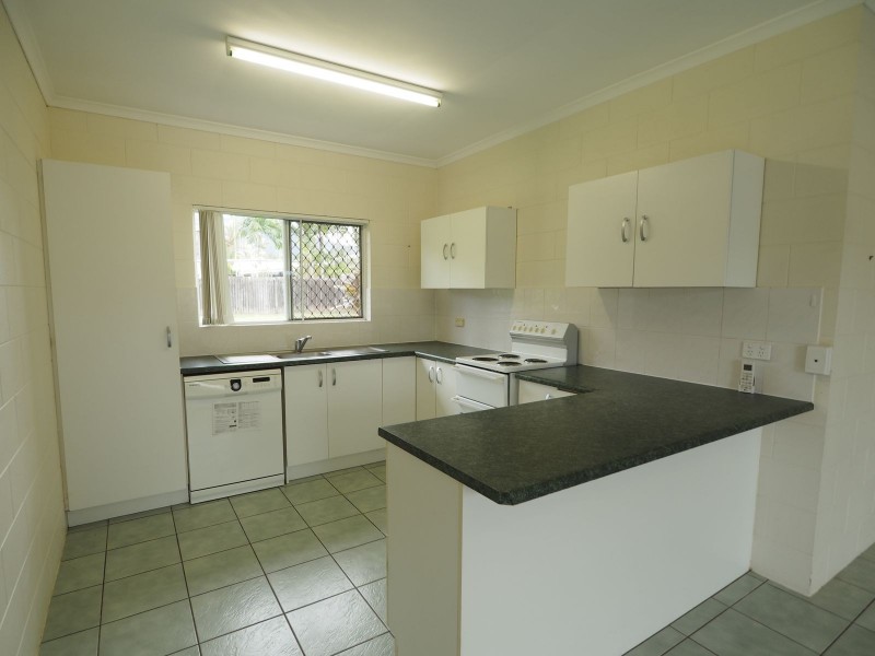 71 McLaughlin Road, Bentley Park QLD 4869