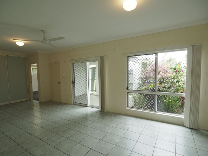 71 McLaughlin Road, Bentley Park QLD 4869