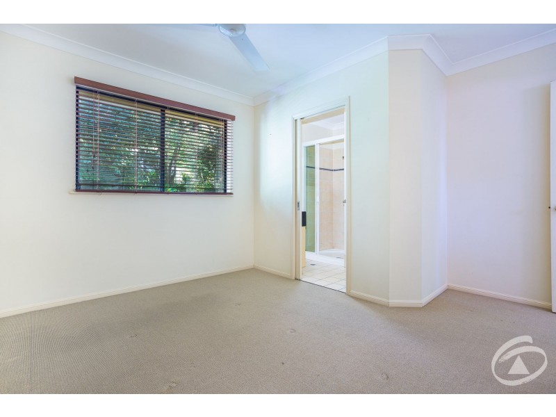 1/11-19 Stratford Parade, Stratford QLD 4870