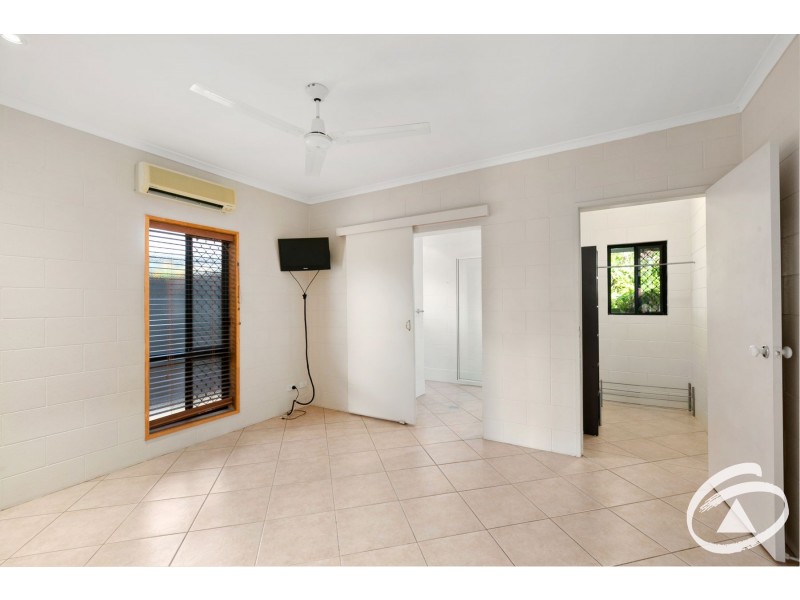37 Pilosa Street, Redlynch QLD 4870