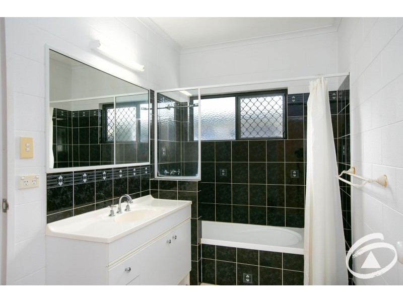 37 Pilosa Street, Redlynch QLD 4870