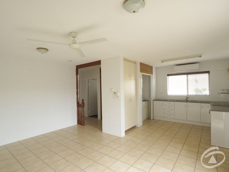 4/38-44 Boland Street, Westcourt QLD 4870