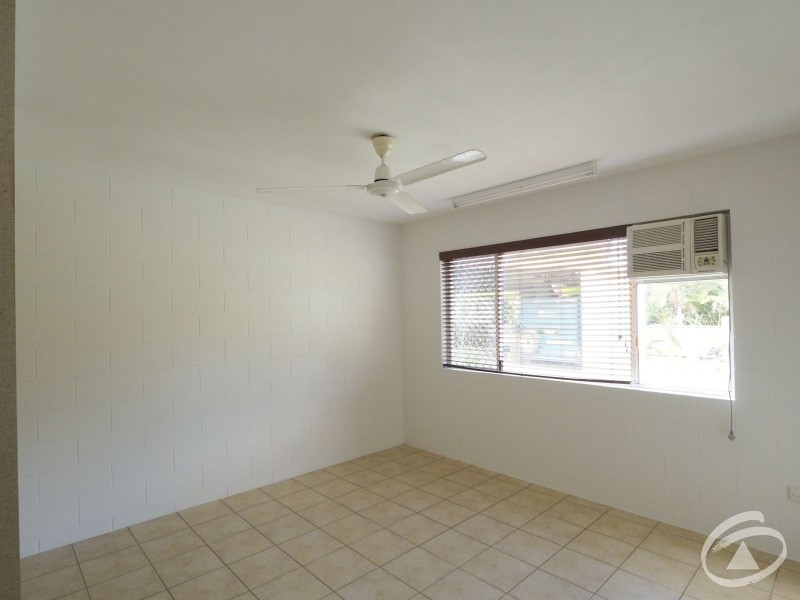 4/38-44 Boland Street, Westcourt QLD 4870