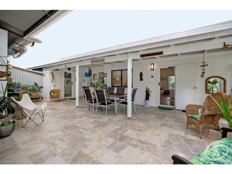 25 Carramar Crescent, Caravonica QLD 4878