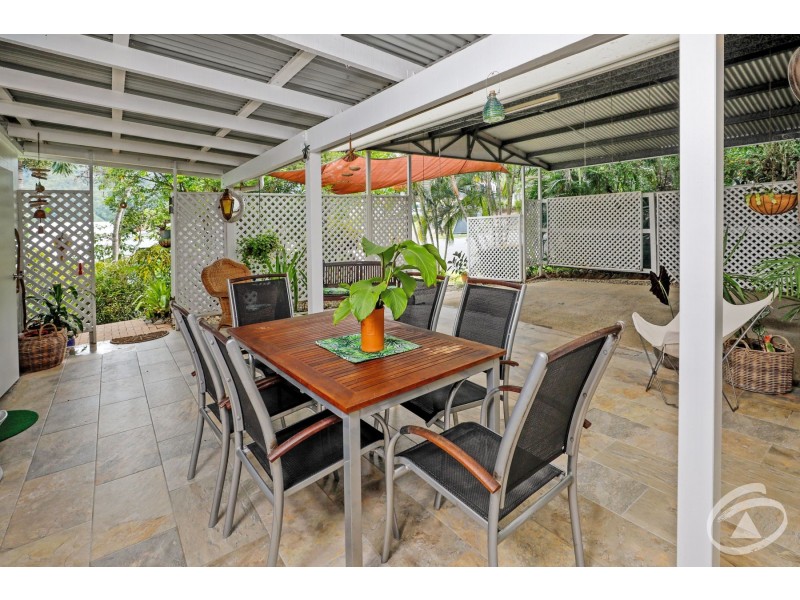 25 Carramar Crescent, Caravonica QLD 4878