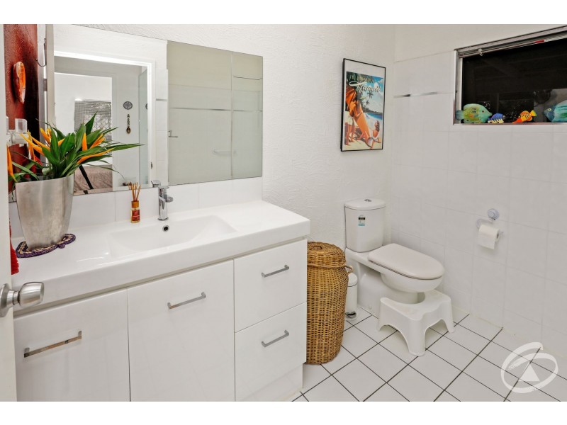 25 Carramar Crescent, Caravonica QLD 4878