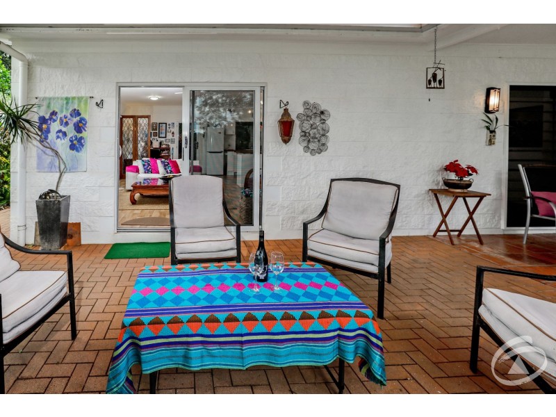 25 Carramar Crescent, Caravonica QLD 4878