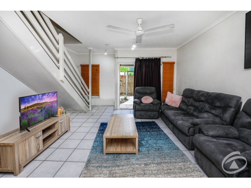 4/9 Balaclava Road, Earlville QLD 4870