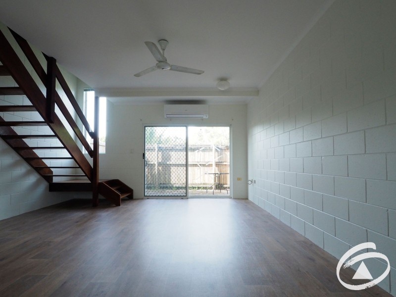 2/4 Atlantic Close, White Rock QLD 4868