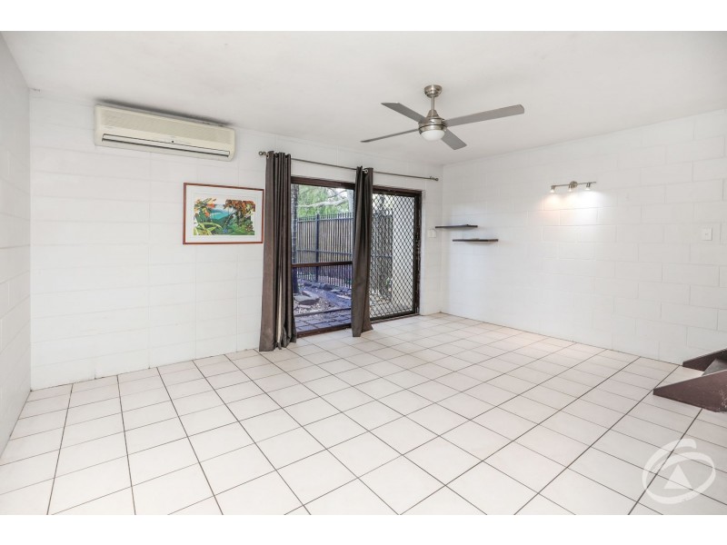8/323 McLeod Street, Cairns North QLD 4870
