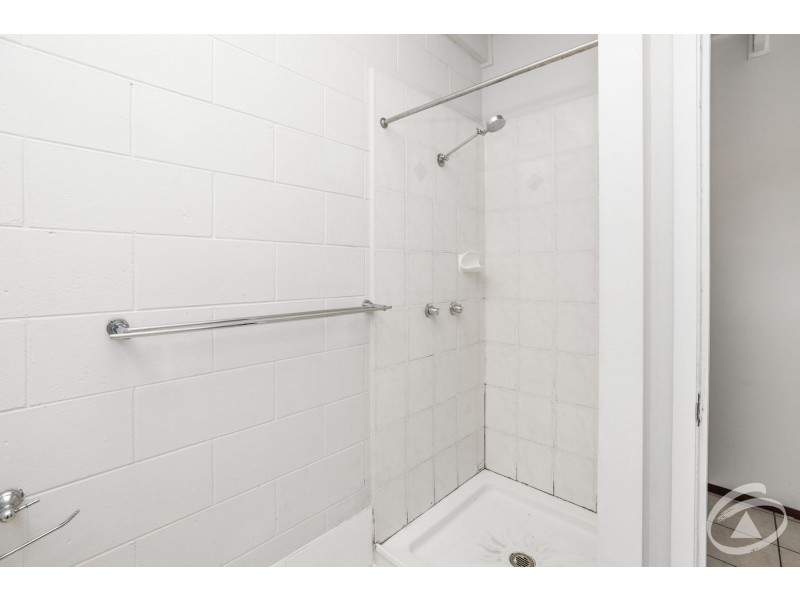 8/323 McLeod Street, Cairns North QLD 4870