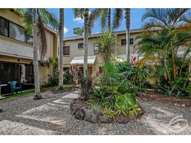 8/323 McLeod Street, Cairns North QLD 4870