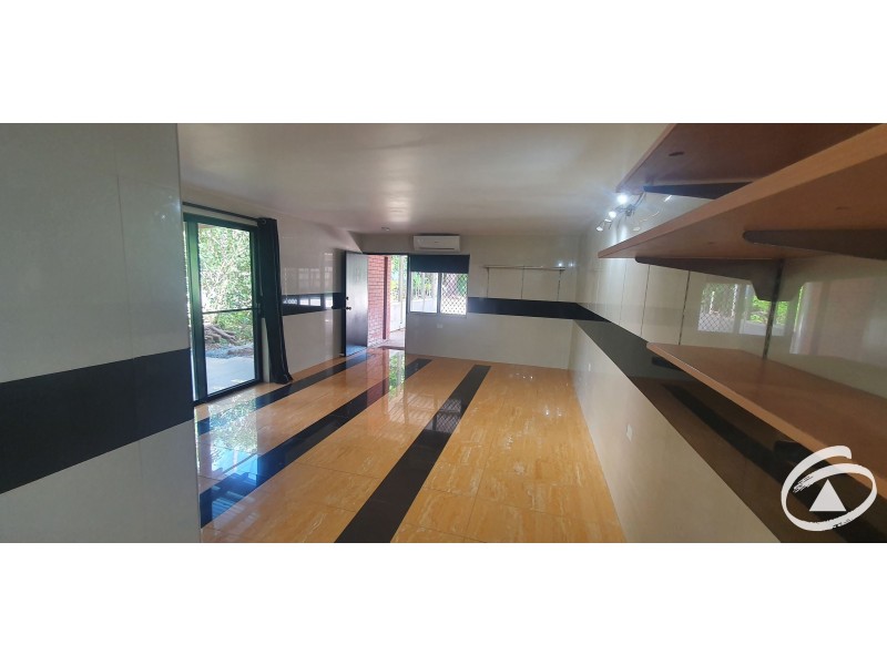 10 Mayers Street, Manunda QLD 4870