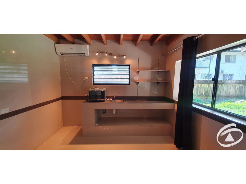 10 Mayers Street, Manunda QLD 4870