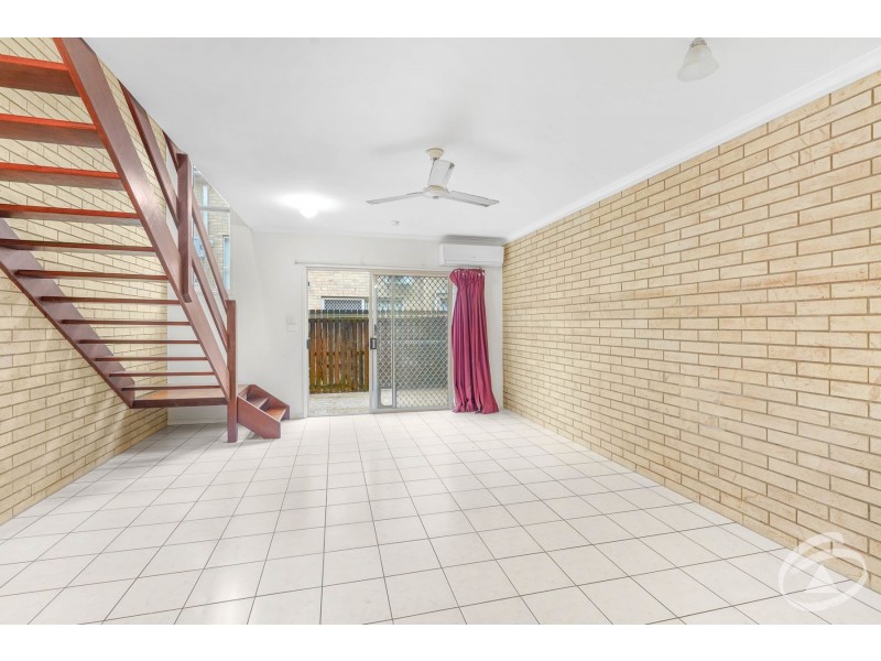 8/5 Grantala Street, Manoora QLD 4870