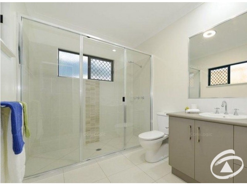 13 Laguna Avenue, Redlynch QLD 4870