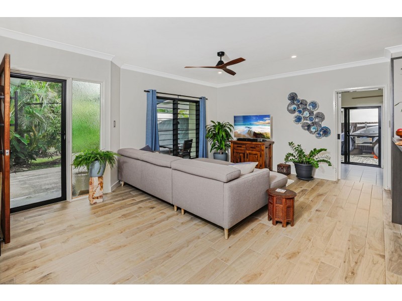 18 Whale Close, Kewarra Beach QLD 4879
